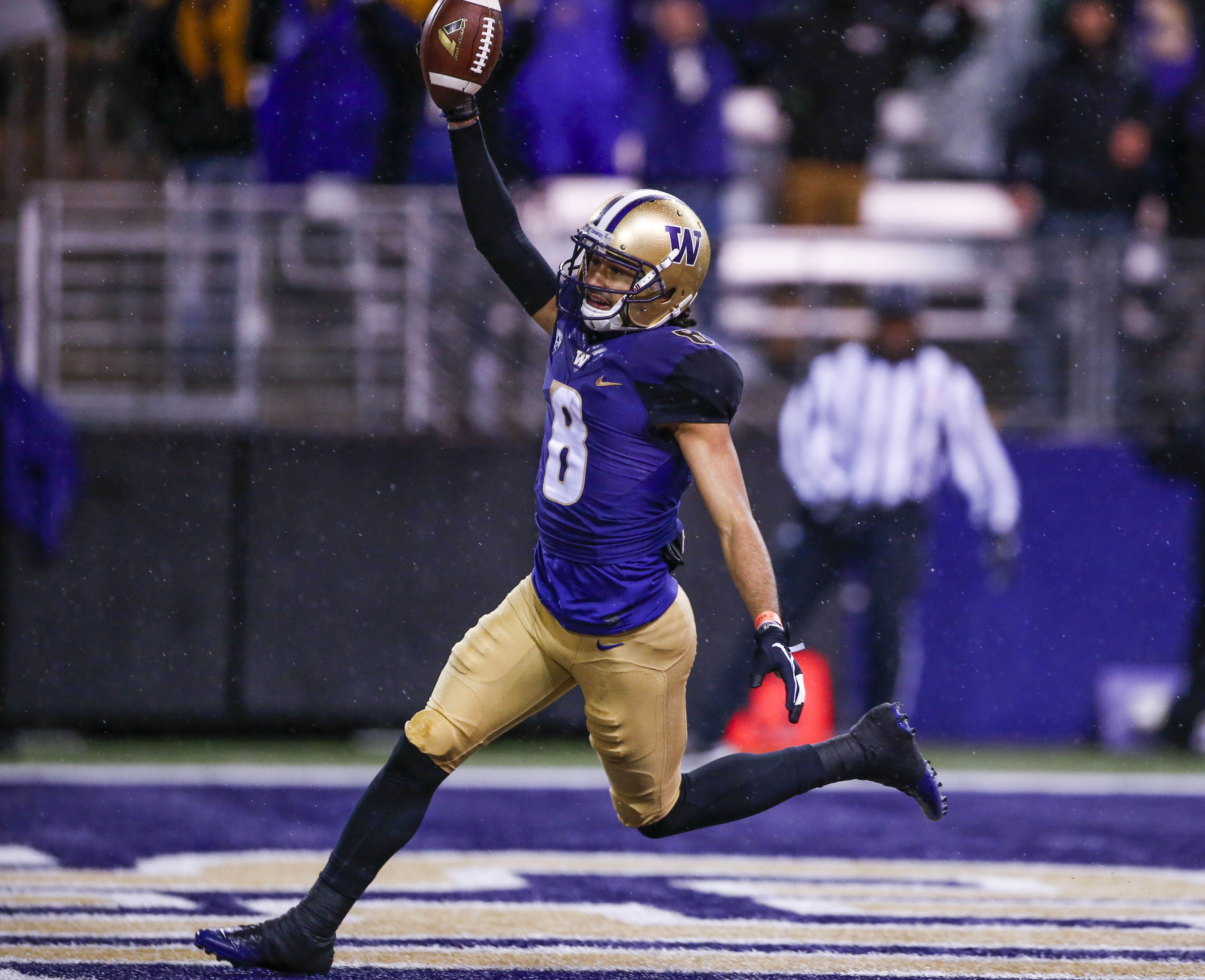 Washington Husky Football - Salvon Ahmed went to work and recorded