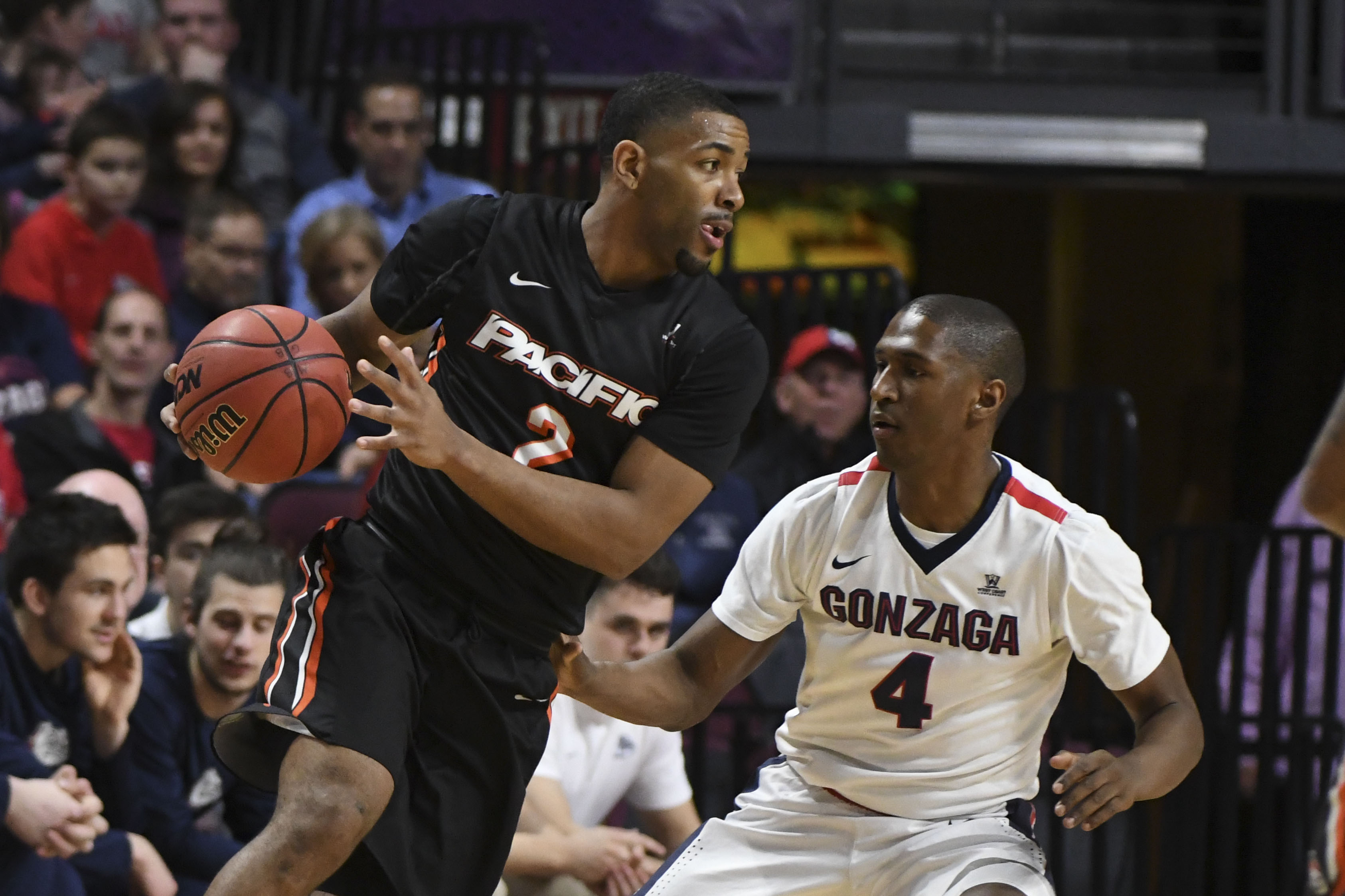 Mathews ignites Zags in WCC tourney win | krem.com